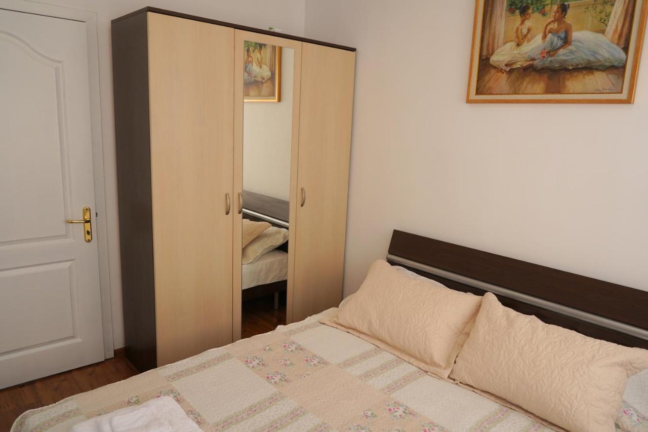 Shushi'S 1 Bedroom Central Apartment Plovdiv Bagian luar foto